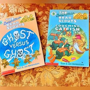 The Berenstain Bear Scouts Chapter Books (2) Scholastic